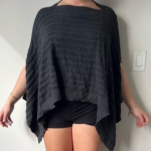 Lululemon Poncho/overhead shawl